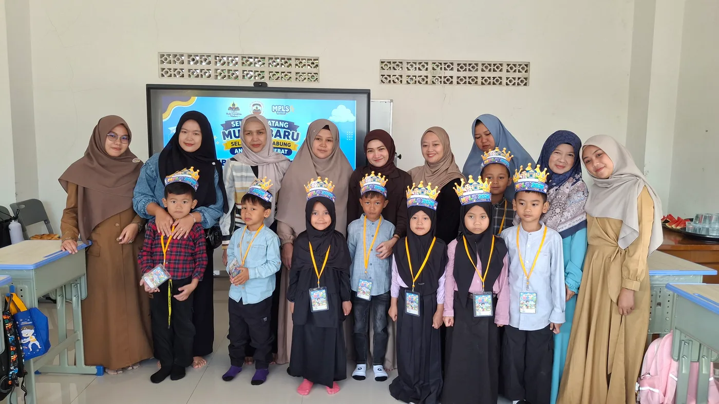 MPLS Hari ke-1 SDIT Ruby Cendekia Madani: Sambutan Penuh Kehangatan & Awal Ceria Menuntut Ilmu - Dokumentasi 5